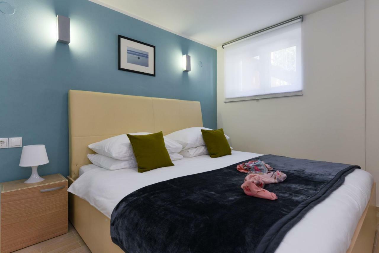 Cecilia Apartments Lun  Eksteriør billede
